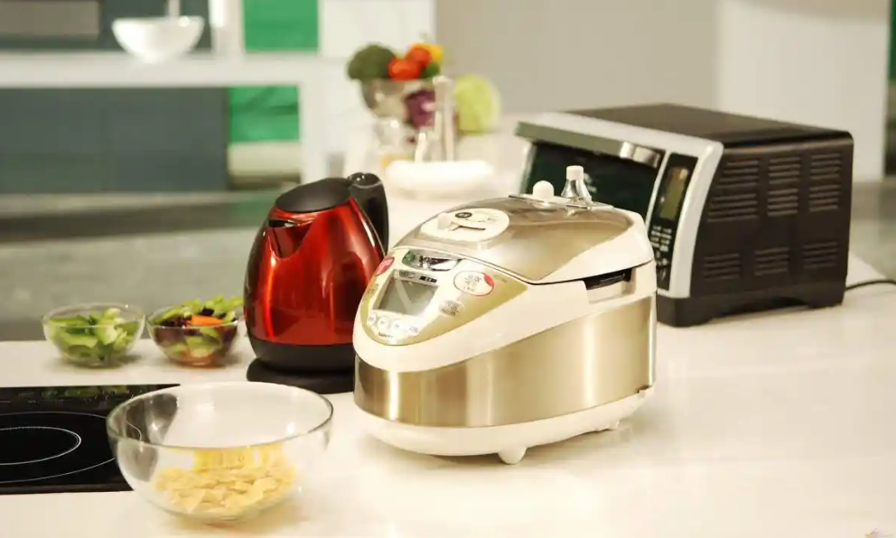 家用電器 家用電器